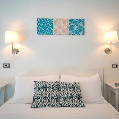 Sonnino B&B Procida Bagian luar foto