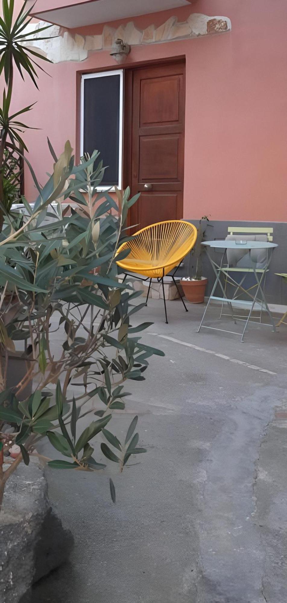 Sonnino B&B Procida Bagian luar foto