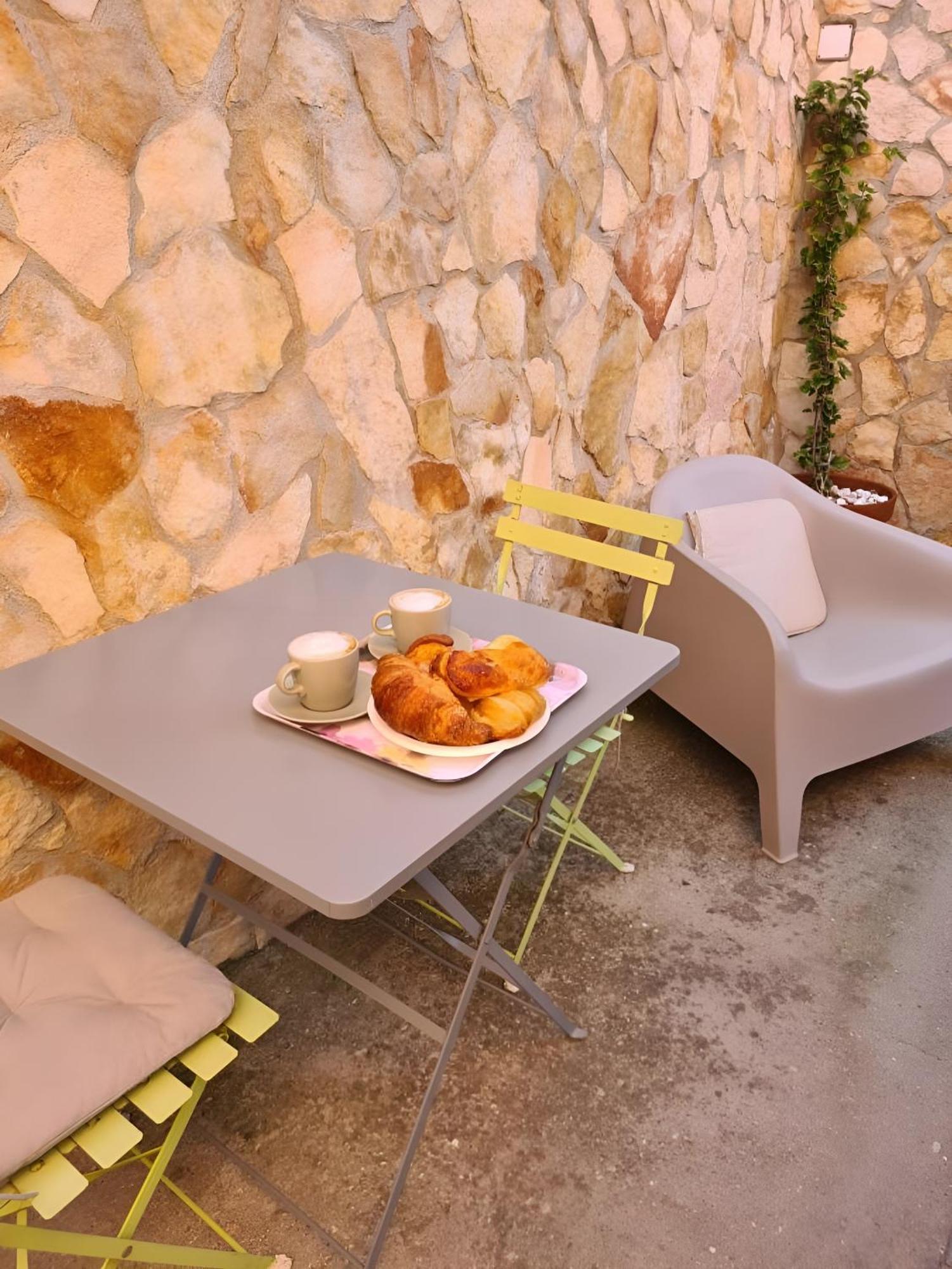 Sonnino B&B Procida Ruang foto